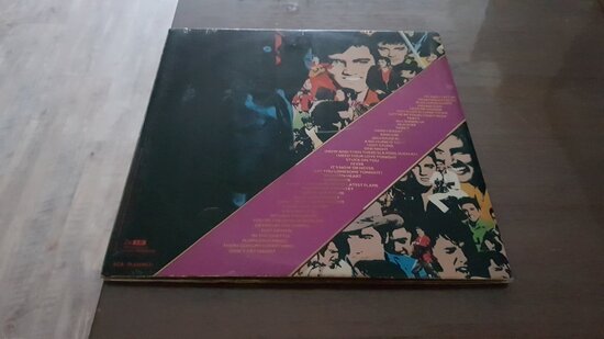 ELVIS 40 GREATEST HITS 2LP'S