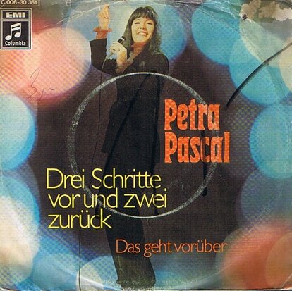 PETRA PASCAL - DREI SCHRITTE VOR UND ZWEI ZURÜCK